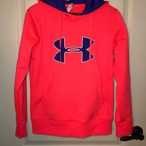 Women's Under Armour Cold Gear hoodie sweatshirt!